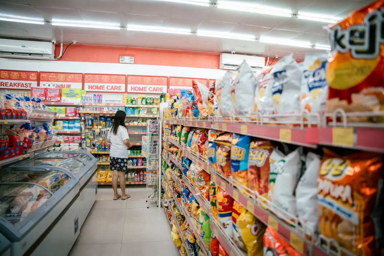 2025年美发造型技术趋势：从3D发型设计到智能烫发系统的应用解析