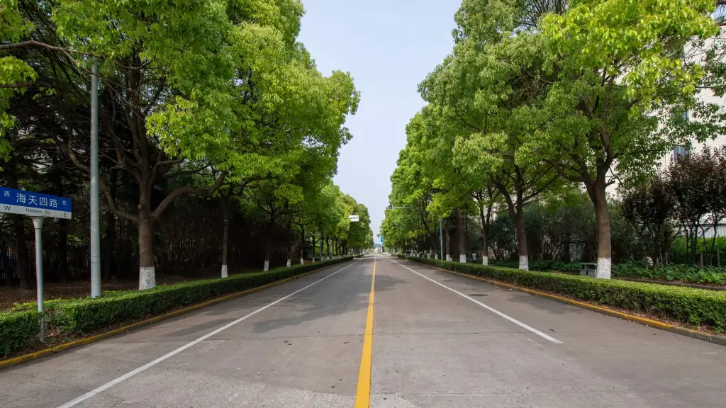 沈阳铁西区马克马丁美发店2025年发型设计流行趋势解析